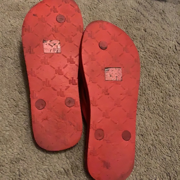 Ralph Lauren polka dot flip flops! - Picture 2 of 3